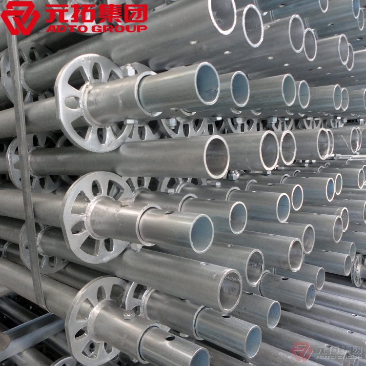 盤扣式腳手架的使用越來越頻繁，越來越多的人關(guān)注盤扣式腳手架，今天中國腳手架銷售冠軍-元拓集團告訴您盤扣式腳手架有哪些特征?</