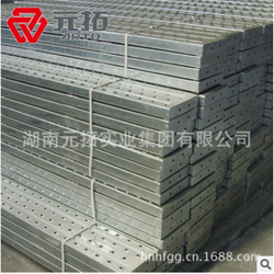 建筑鋼架板多重？