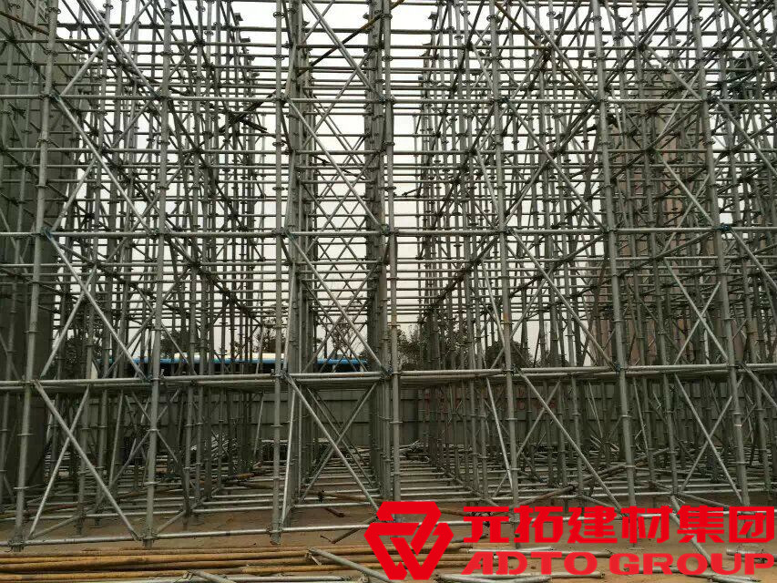 新型盤扣式腳手架與傳統(tǒng)腳手架有何區(qū)別？