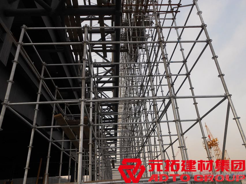 如何選擇適合工地的盤(pán)扣式腳手架？